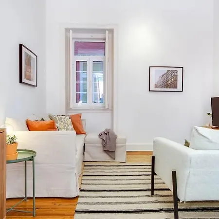 Spacious 3bed W Patio In Graca *