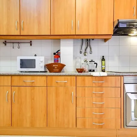 Spacious 3bed W Patio In Graca